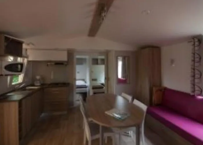 Mobil-home Avec Terrasse - 6 Pers. - Api-1-52-2013 Maulévrier