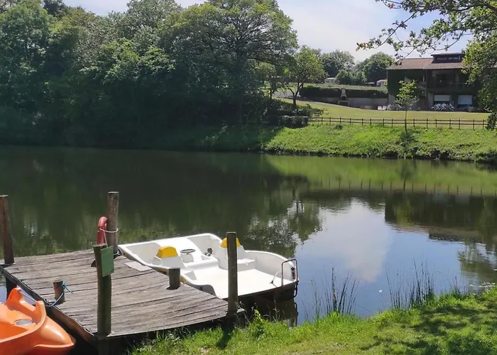 Mobil-home Avec Terrasse - 6 Pers. - Api-1-52-2013 * Maulévrier