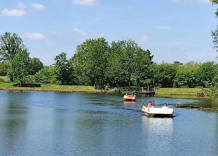 Mobil-home Avec Terrasse - 6 Pers. - Api-1-52-2013 אתר קמפינג